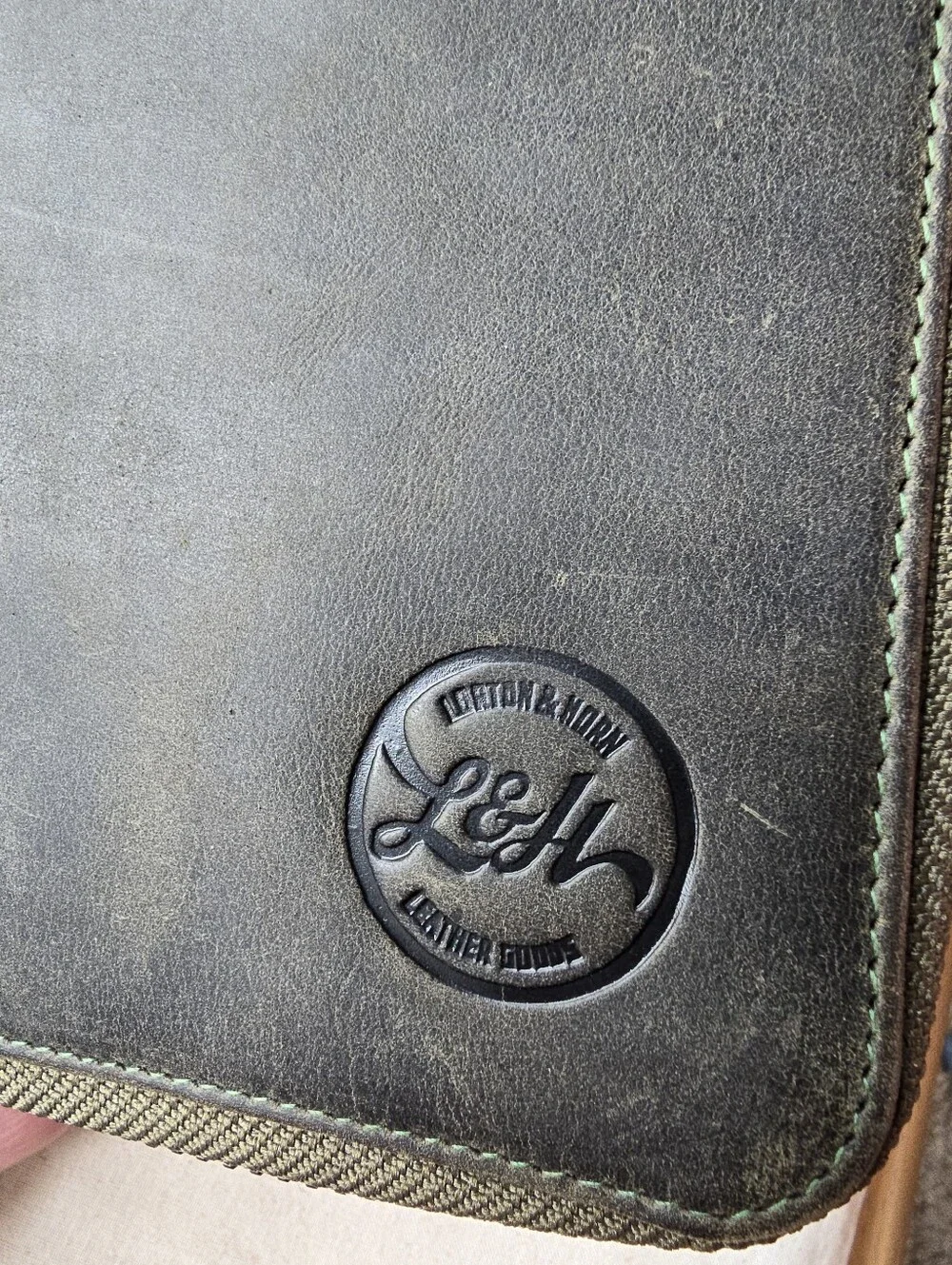 Lorton & Horn XS Leather Travel Wallet Chesterfield Green
